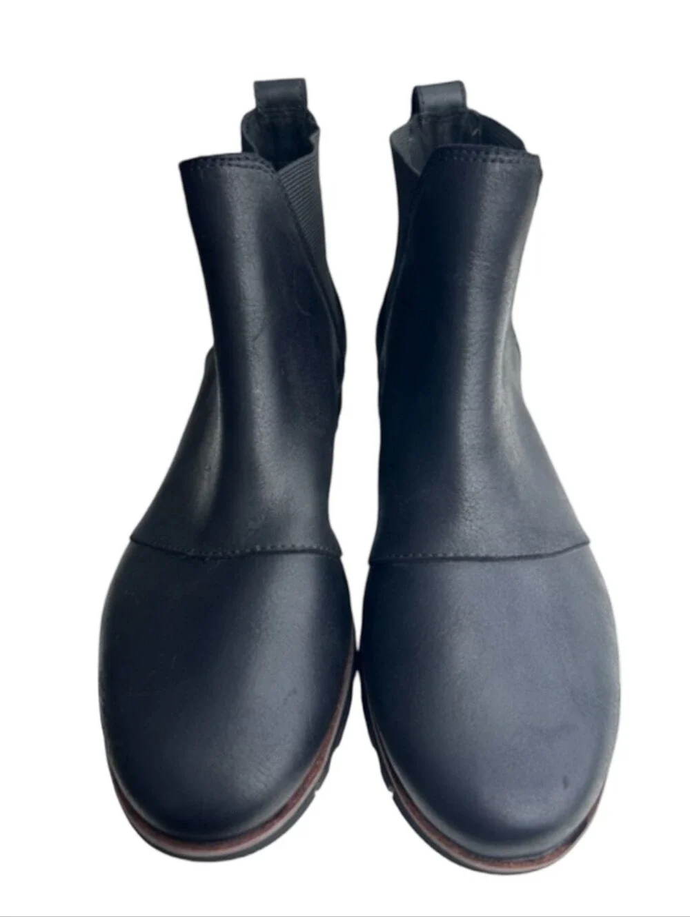 Sorel Harlow Chelsea boots in black, size 7.5